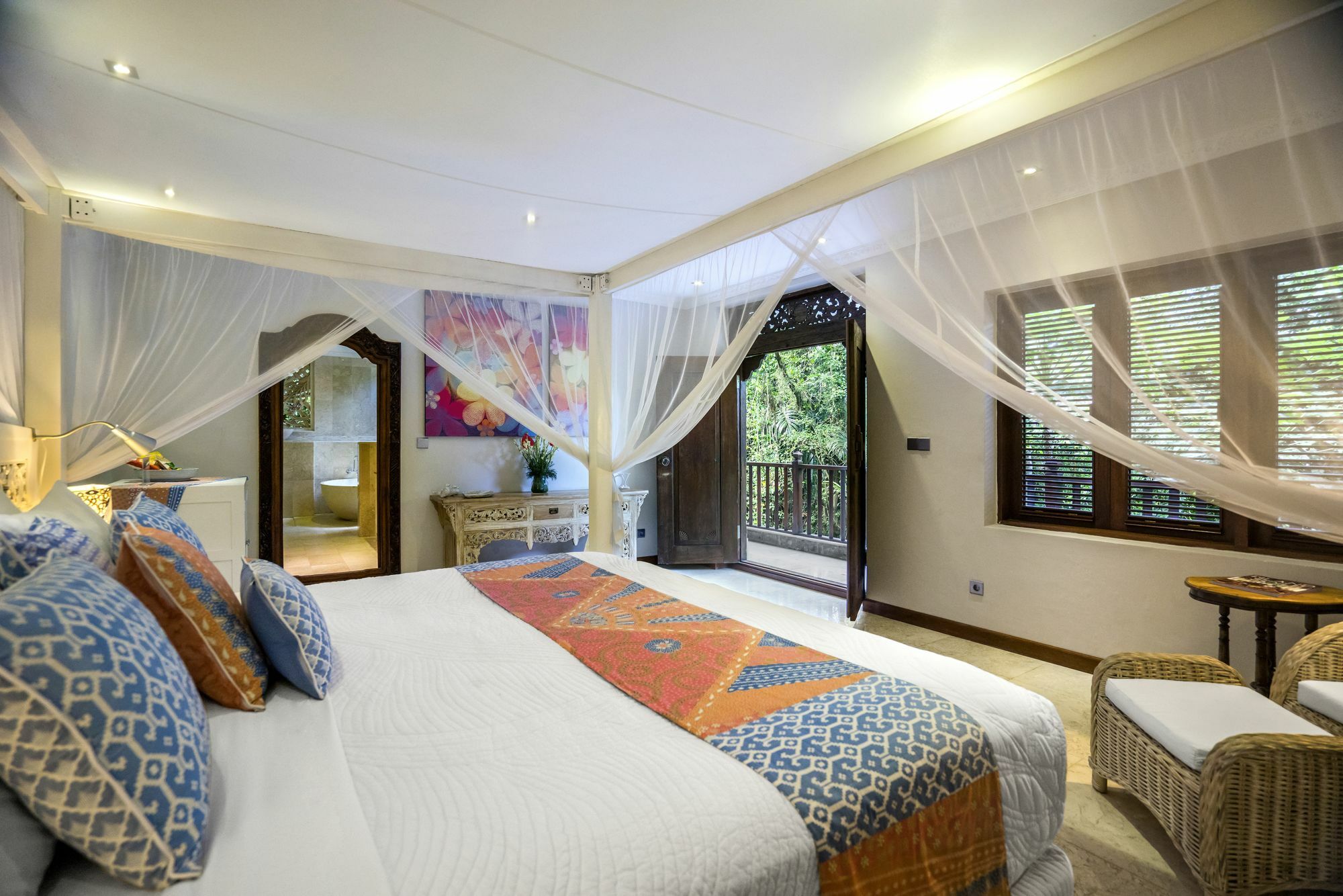 Kano Sari Hotel 4*